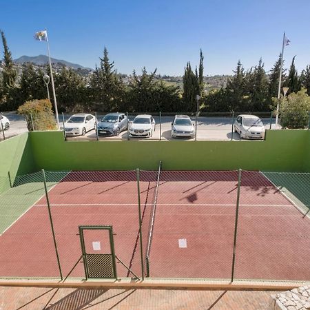 Matchroom Country Club Resort Фуэнхирола Экстерьер фото