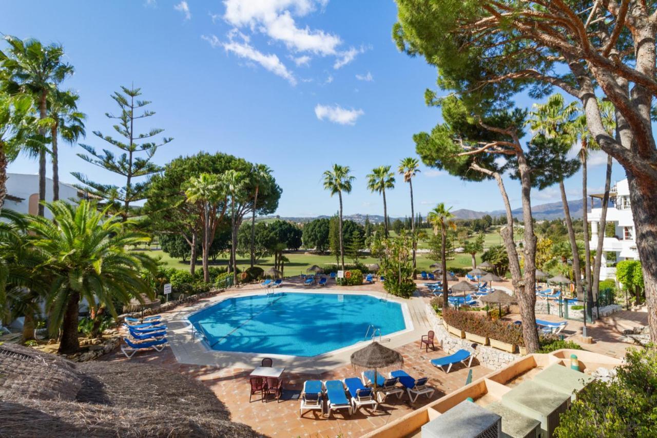 Matchroom Country Club Resort Фуэнхирола Экстерьер фото