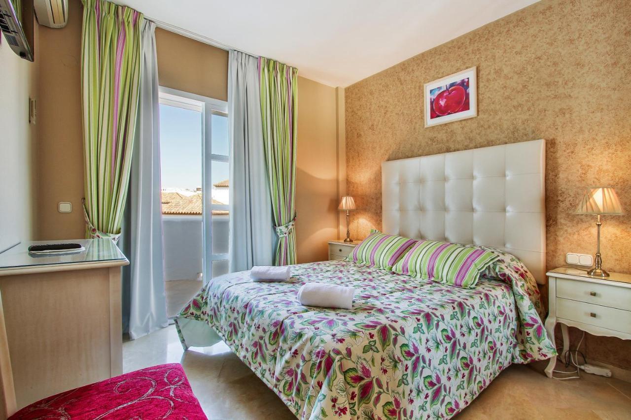 Matchroom Country Club Resort Фуэнхирола Экстерьер фото