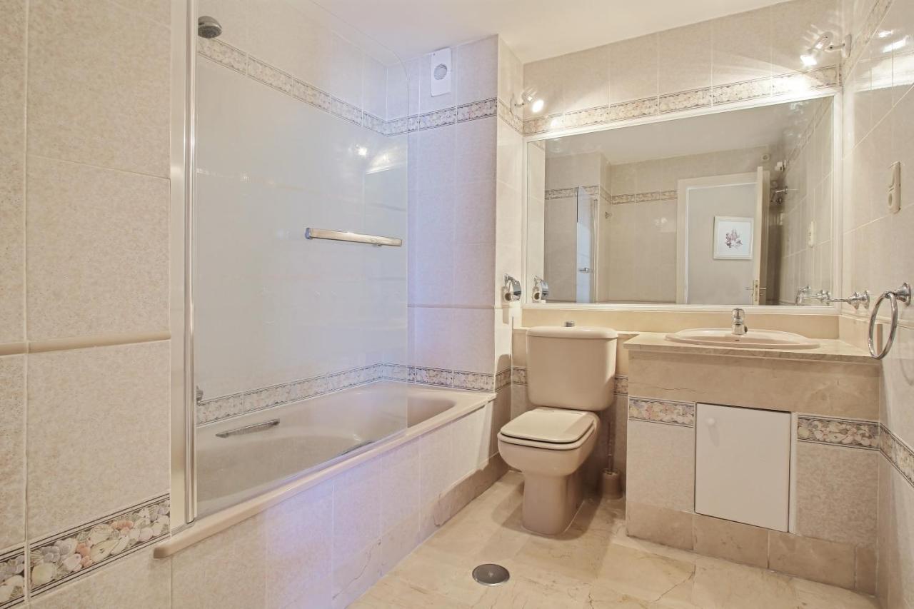 Matchroom Country Club Resort Фуэнхирола Экстерьер фото